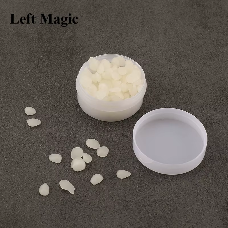 Accessoires magiques/Pellets de cire pour magiciens (blanc), utilisés pour un fil invisible de tour 