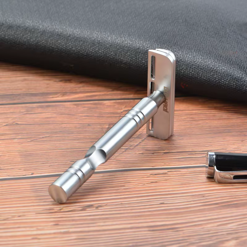 YAQI – rasoir de sécurité pour hommes, couleur Chrome mat, lame AC Excalibur, à un seul bord