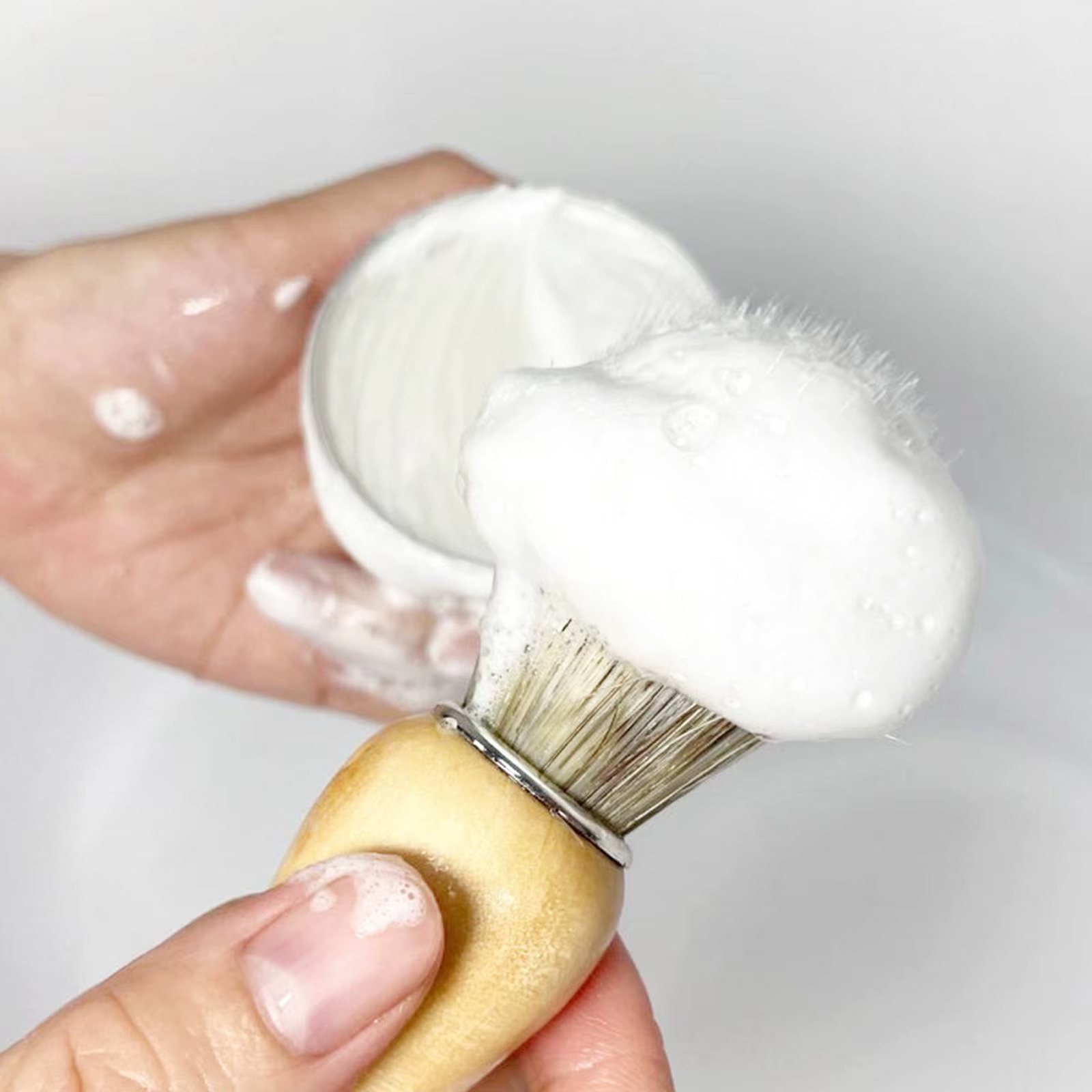 Savon à raser à la menthe poivrée 60g, crème à raser pour hommes, mousse riche, savon à raser tradit