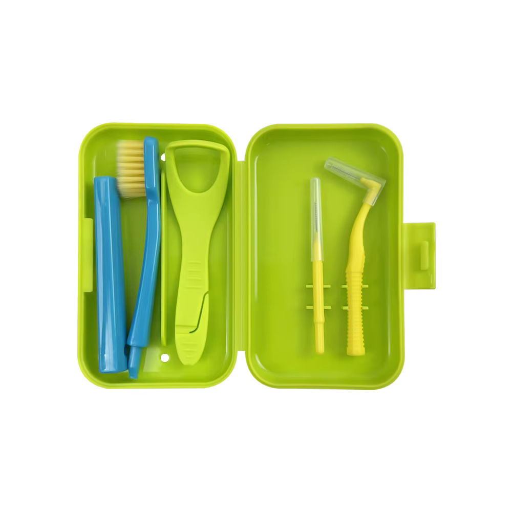 Livres buccaux-Analyste de soins avec brosse à dents, brosse interdentaire, grattoir à langue, boîte