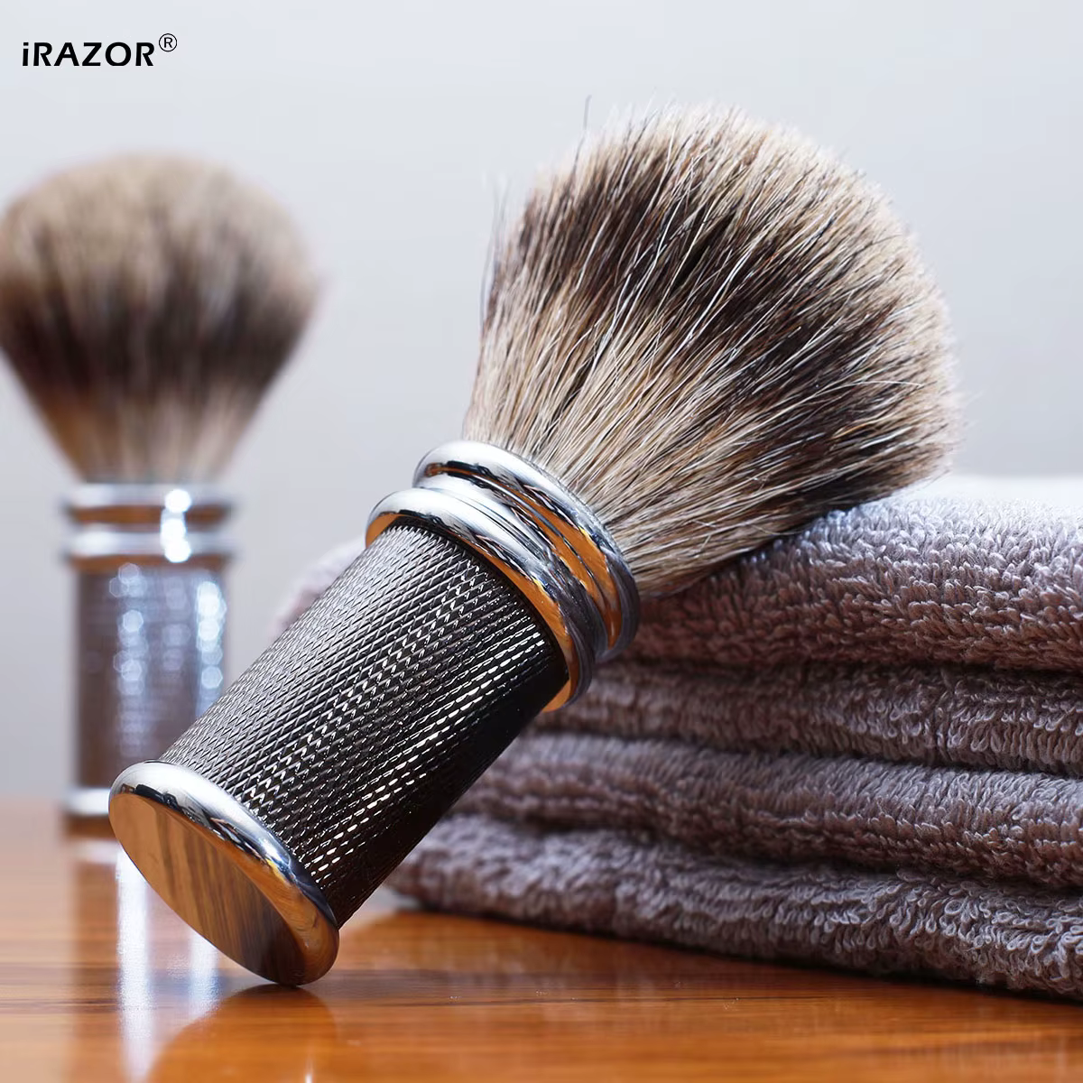 Brosse de rasage professionnelle pour hommes, avec diamants antidérapants, poignée en métal, barbier