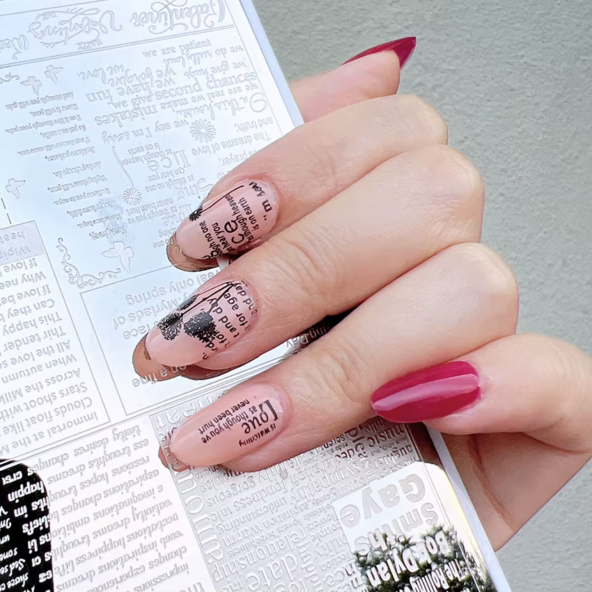 XMQ Nail Art Stamping Plaque Lettres Deisngs