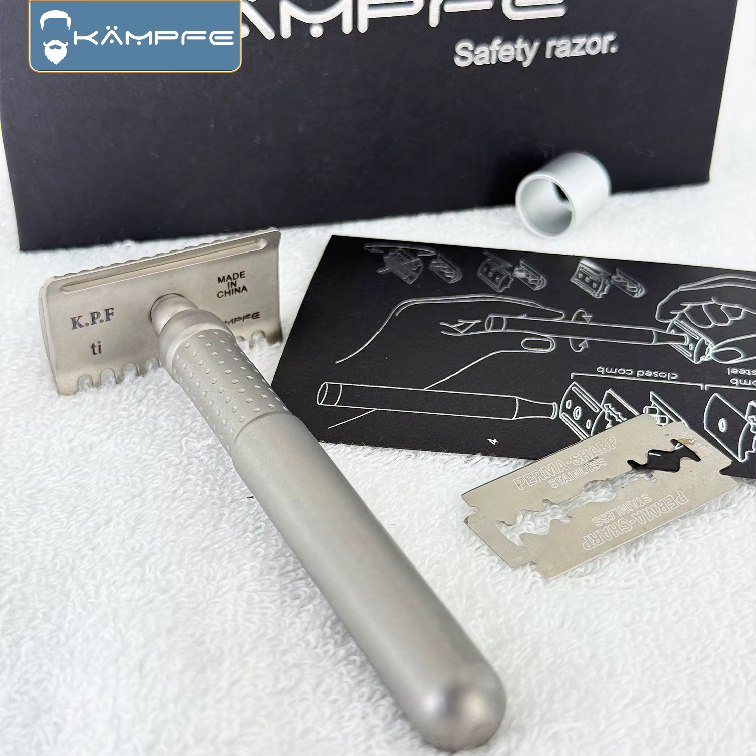 Rasoir de sécurité KAMPFE Double-Comb en titane, système de peignes ouverts et fermés réutilisable |