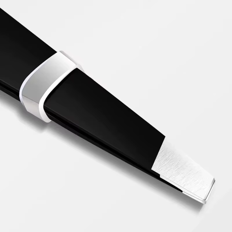 Pince à sourcils noire en acier inoxydable, avec pointe inclinée et plate, outils de beauté pour pin