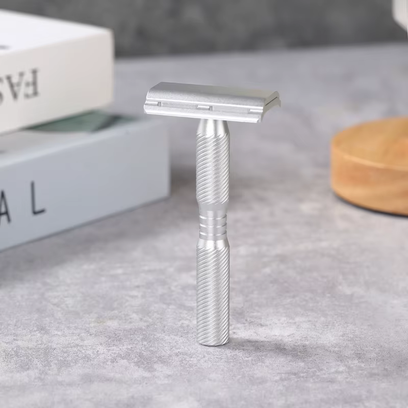 Rasoir de sécurité léger YAQI Ghost (version aluminium)