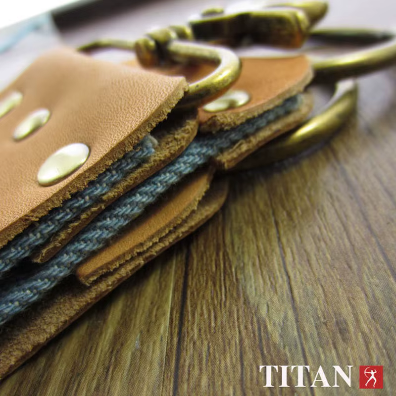 Cordon en cuir Titan pour garder les lames de rasoir tranchantes