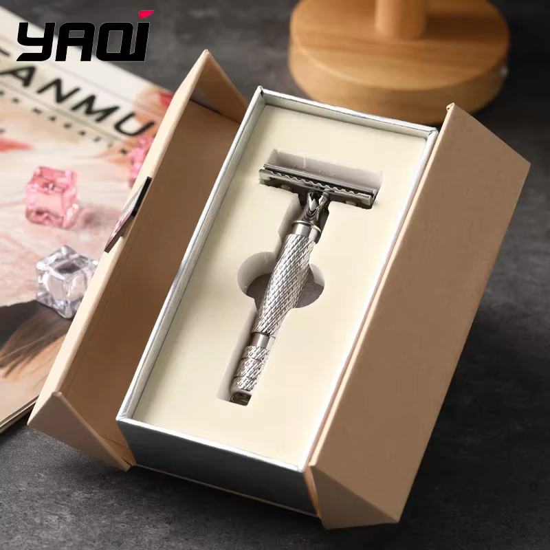 Rasoir de sécurité Yaqi 2026 PILOT en acier inoxydable - Lame de 0,95 mm, longueur de manche de 84 mm, diamètre de 12 mm pour une expérience de rasage en douceur