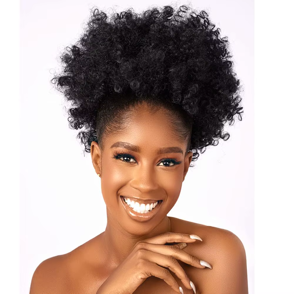 Queue de cheval synthétique Afro bouffante avec cordon de serrage pour femmes noires, queue de cheval courte crépue bouclée, bouffante de cheveux, chignon Afro