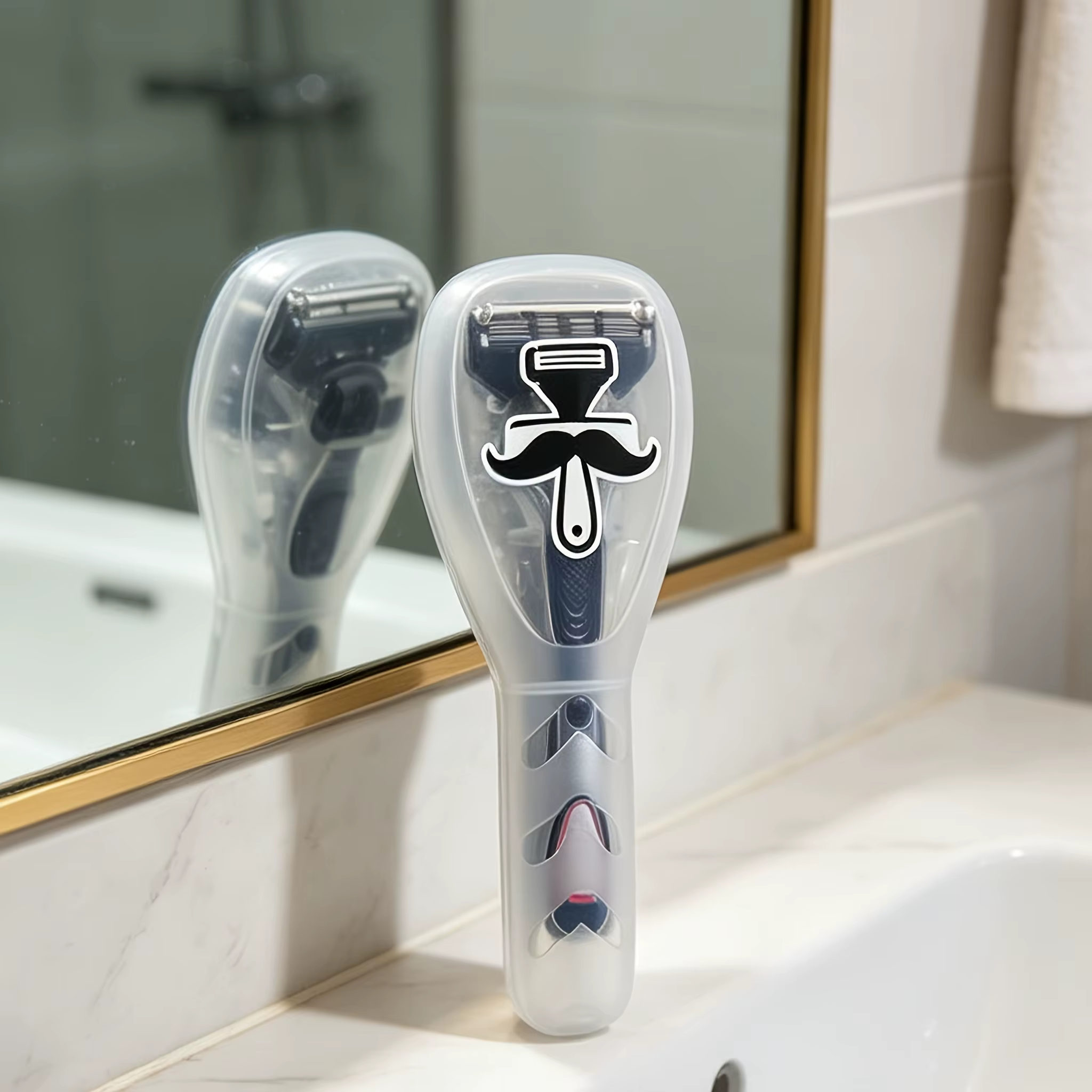 Étui pour rasoir – Brosse de nettoyage – Accessoire de voyage durable pour ranger les articles de toilette – Matériau en plastique – Léger – Résistant à la poussière – Transparent – Rangement compact,