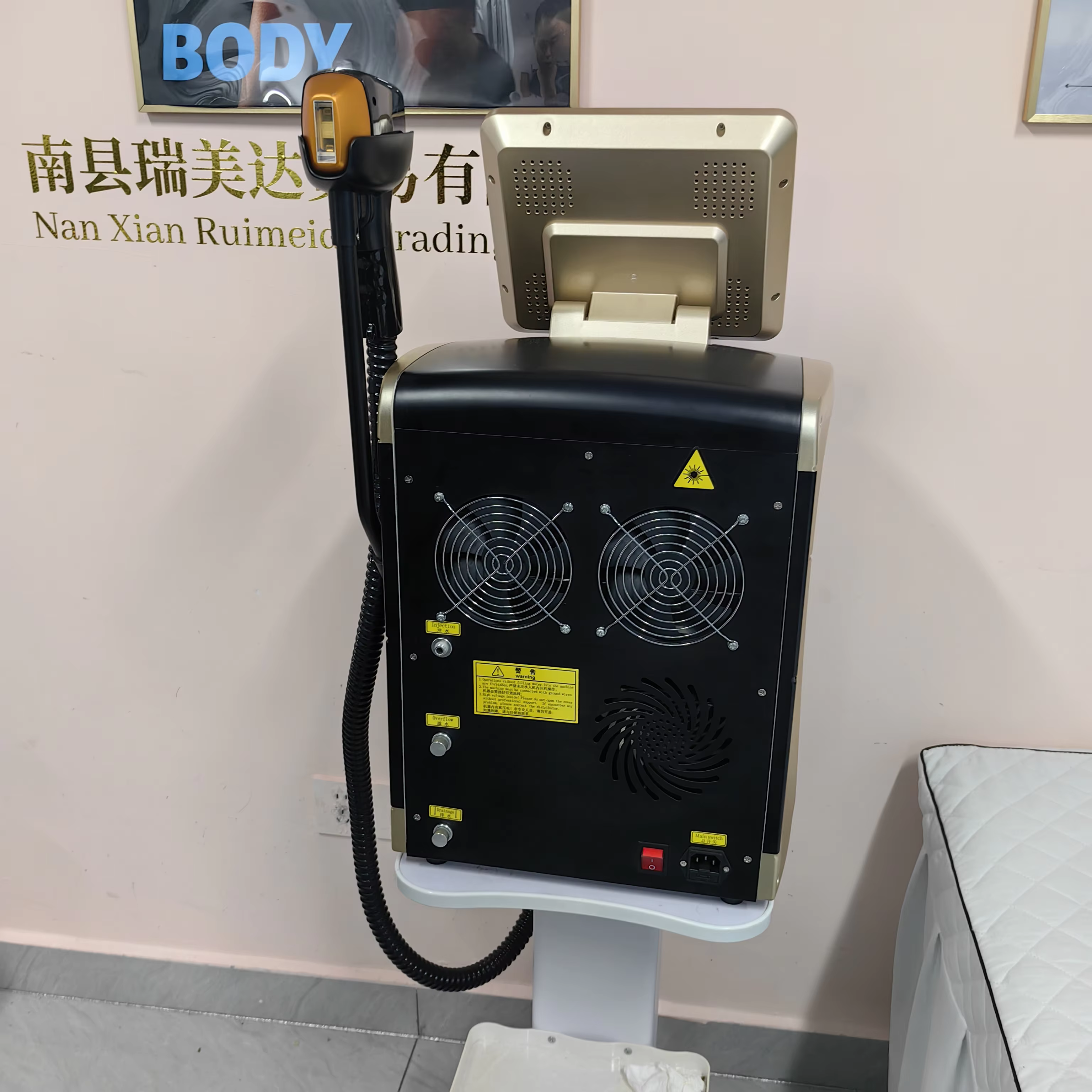 Dispositif d'épilation au Laser à Diode ND:YAG
