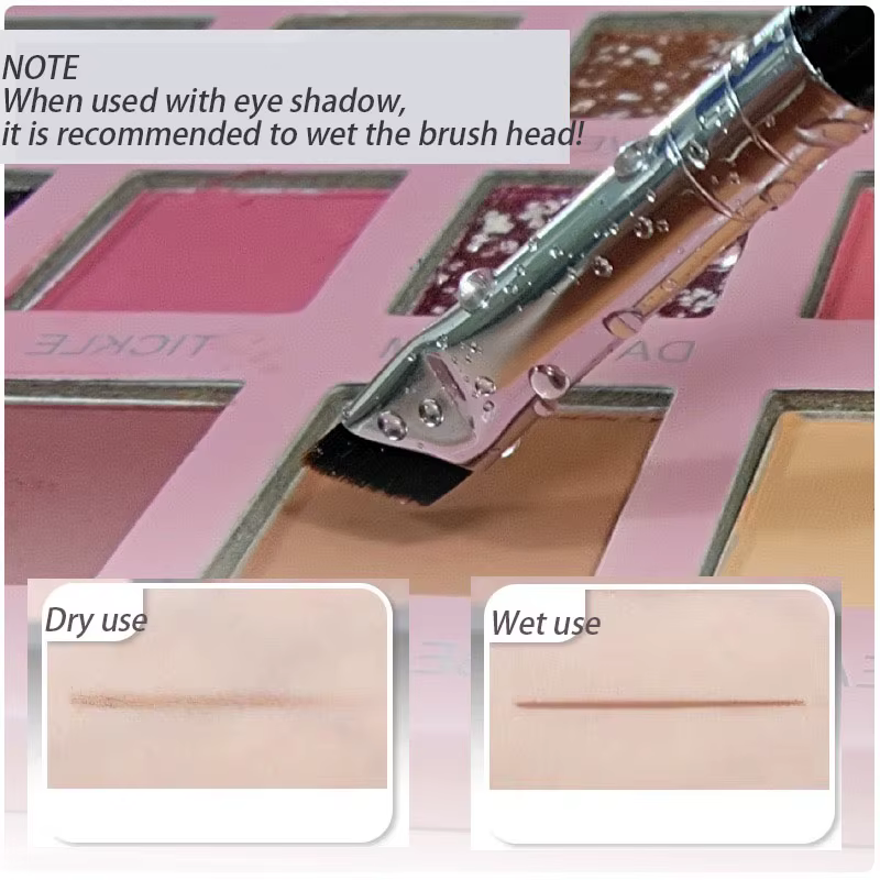 Brosse Eyeliner à lame améliorée