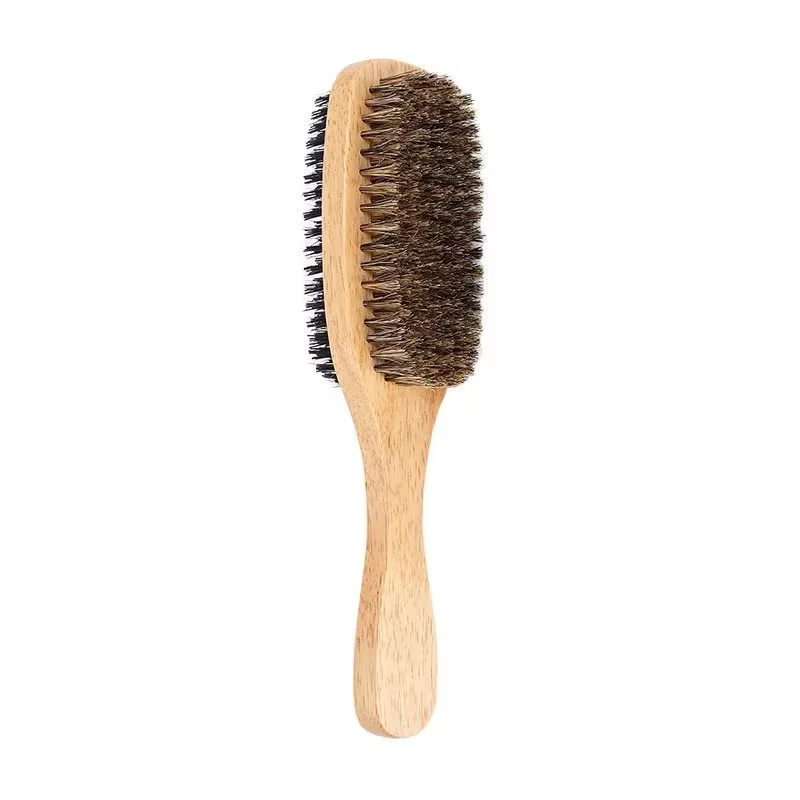 Brosse à barbe avec manche en bois naturel et poils pour le soin et le coiffage des hommes