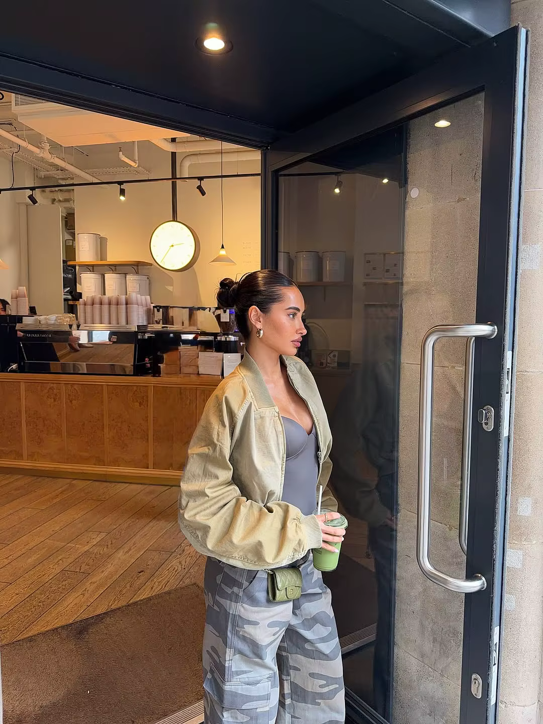 Blousons Bomber Courts Kaki pour Femme, Col Revers, Fermeture Éclair Intégrale, Détails Poches, Manches Longues, Style Streetwear Décontracté Y2K