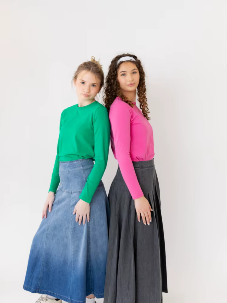 T-shirt ajusté en jersey de coton uni pour adolescentes et femmes, mode féminine, t-shirts courts tendance.
