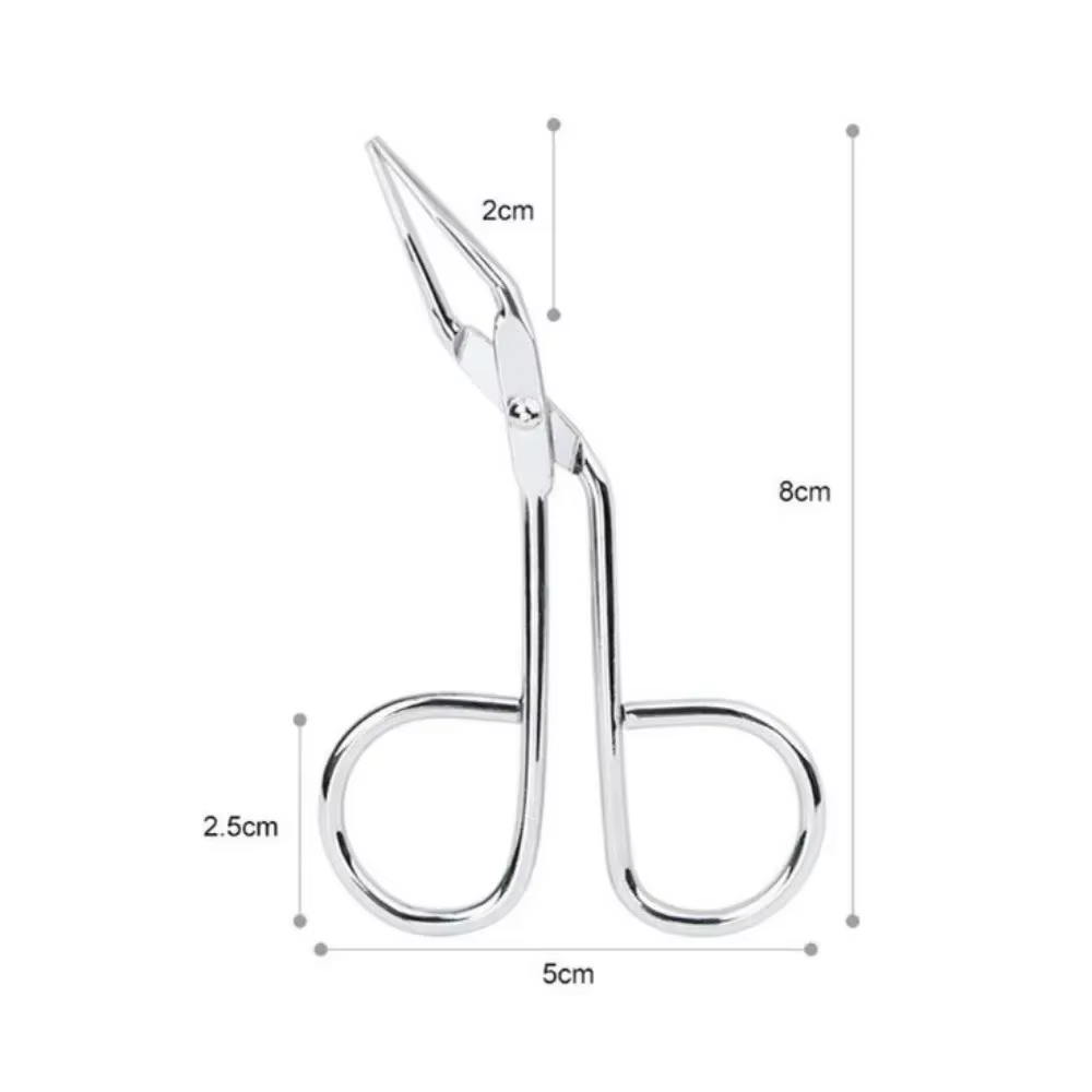 Pince à sourcils en forme de ciseaux