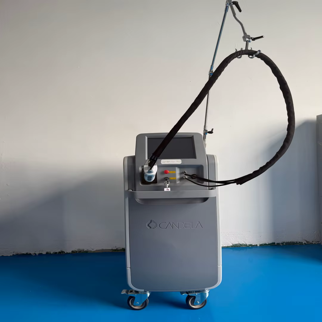 Machine professionnelle d'épilation au laser Alexandrite avec dispositif de refroidissement cryogénique DCD pour salon de beauté
