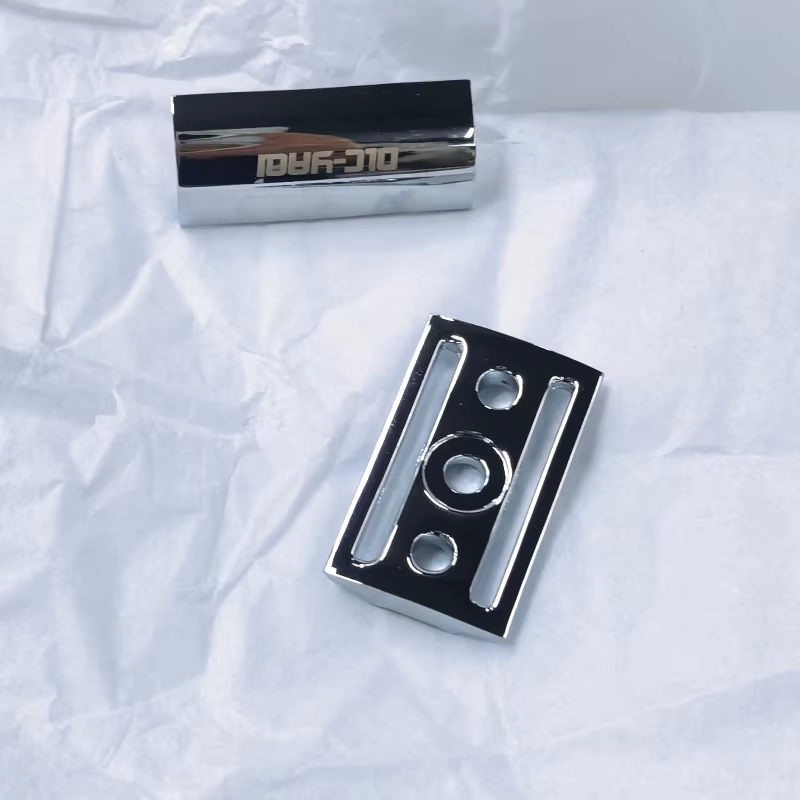 Vente Flash 2026 ! Tête de rasoir de sécurité à double tranchant YAQI couleur chrome à bord festonné