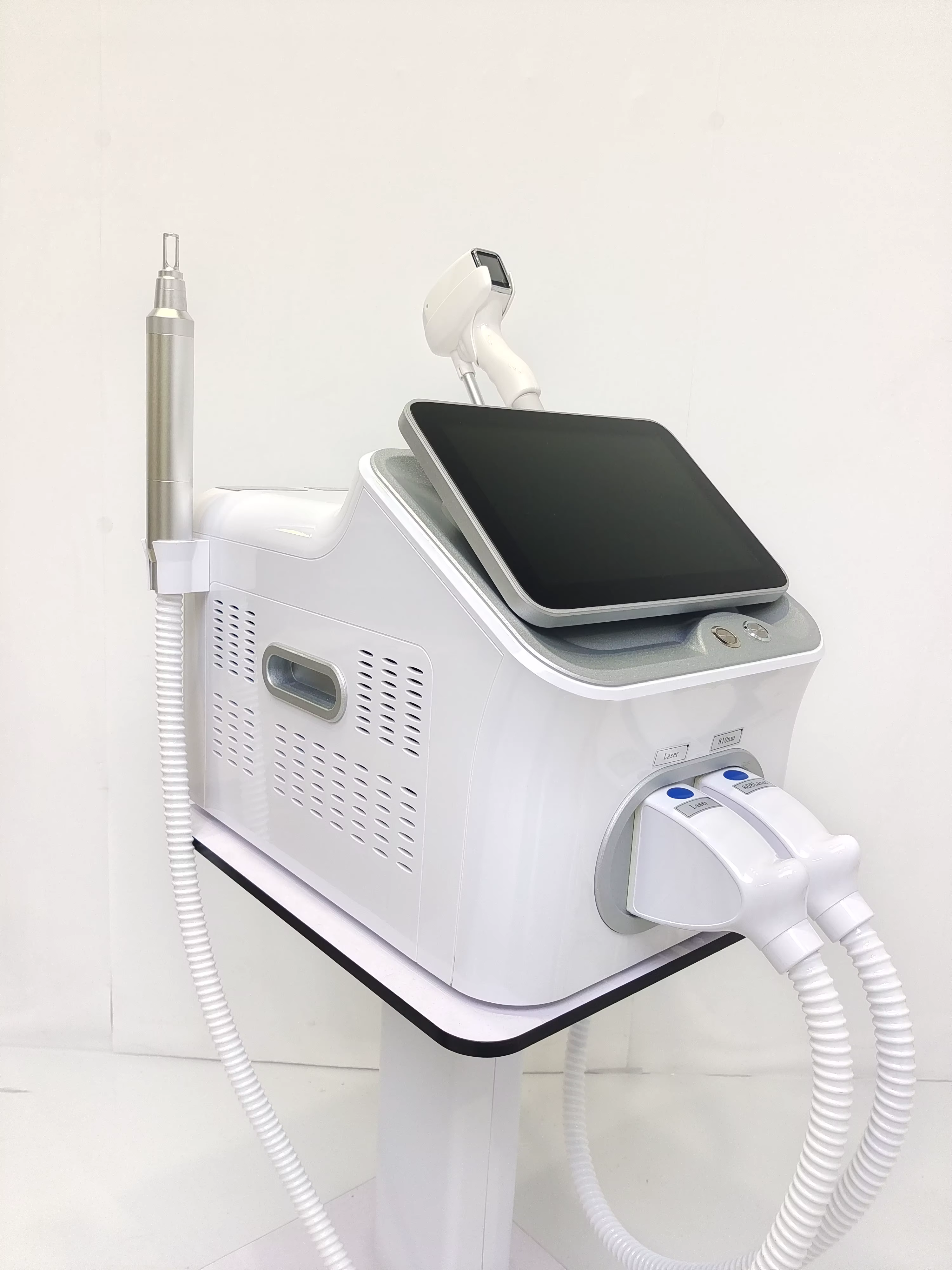 Système d'épilation au laser diode 808 nm et d'élimination des tatouages par picoseconde Soprano Titanium Ice Platinum 2-en-1 pour salons
