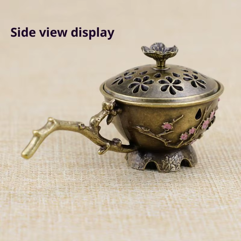 Brûleur d'encens en alliage de zinc creux en forme de fleur de prunier avec poignée, porte-encens rétro, décoration artisanale pour la maison
