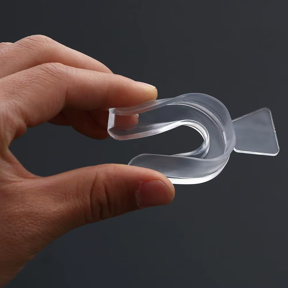 Protège-dents de nuit en silicone pour soins dentaires