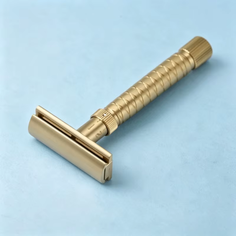 Nouveauté 2026 ! YAQI Rasoir de sécurité The Final Cut - Brass V2 en laiton 100 %