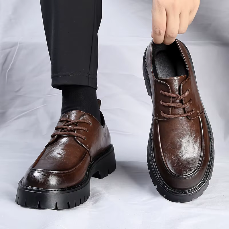 Chaussures de travail en cuir véritable pour hommes, chaussures de travail à fond épais, classiques à lacets, confortables, antidérapantes, à grande tête, Style britannique