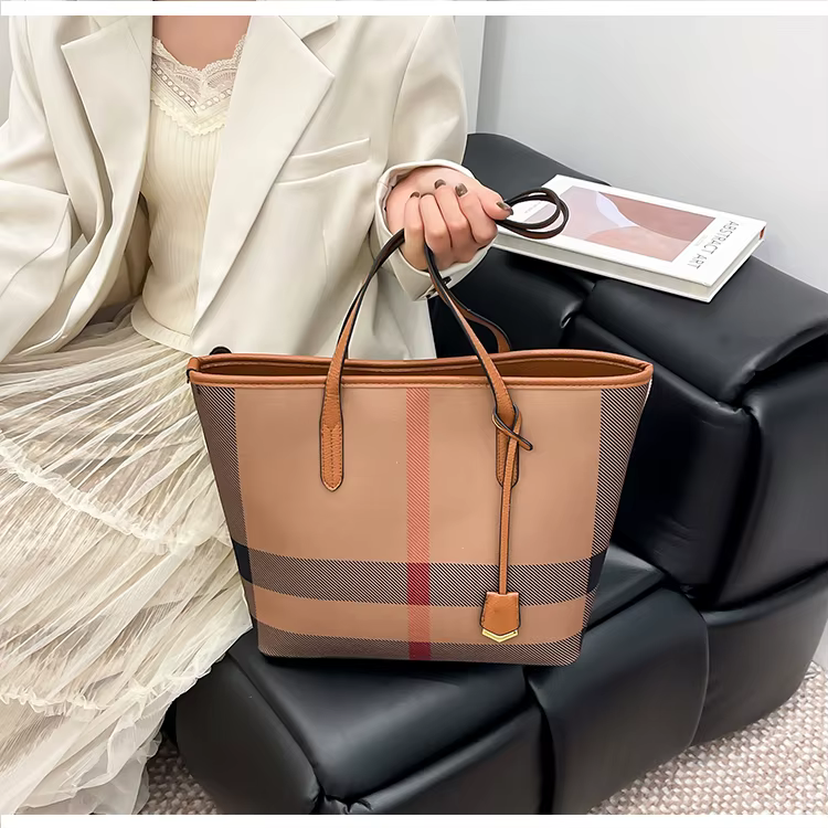 Luxe-chic 2025 nouvelles dames marque de luxe en cuir sac à main célèbre concepteur à la mode populaire classique ​