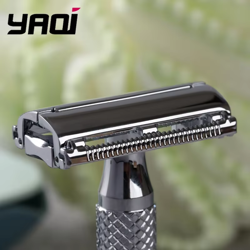 Vente Flash 2026 ! Rasoir de sécurité professionnel YAQI Monarch couleur chrome - Espacement de la lame de 0