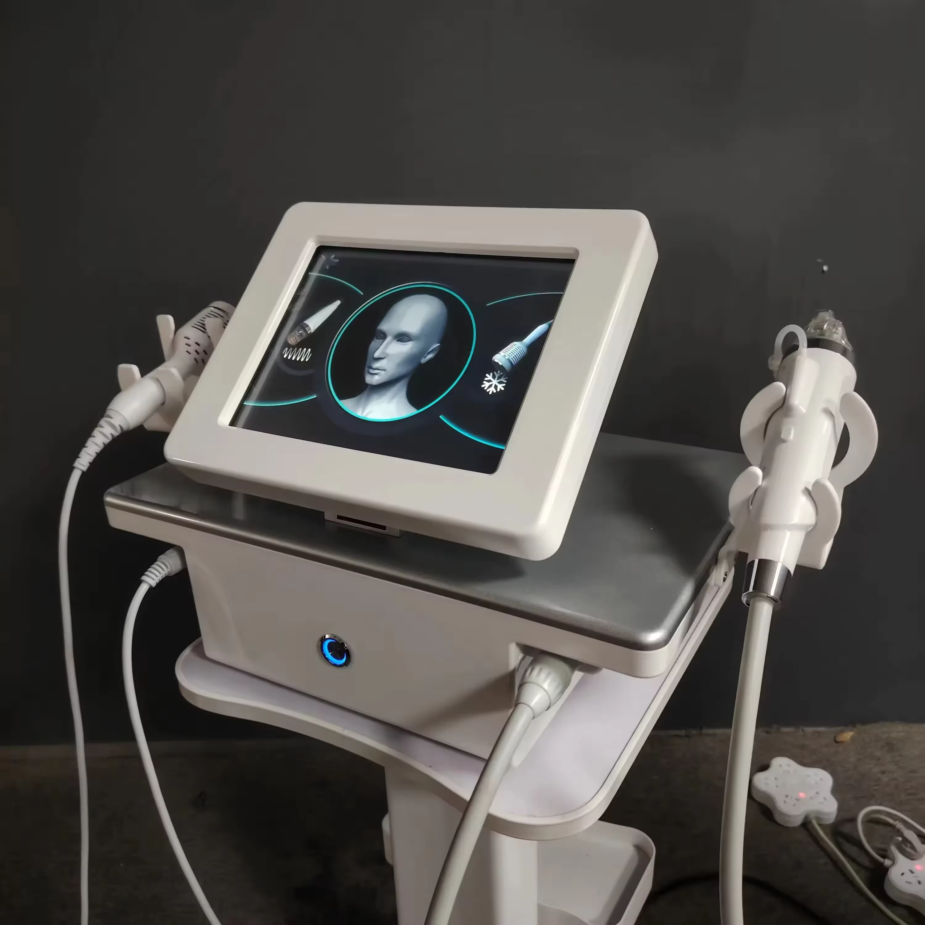 Appareil professionnel électrique multifonctionnel pour le soin de la peau du visage