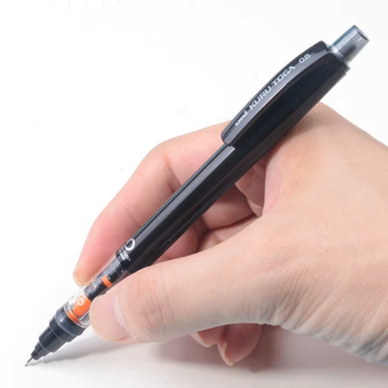 UNI Kuru Toga crayon mécanique M5-452 crayon de dessin 0.5mm Center de gravité bas Rotation automatique fournitures scolaires papeterie