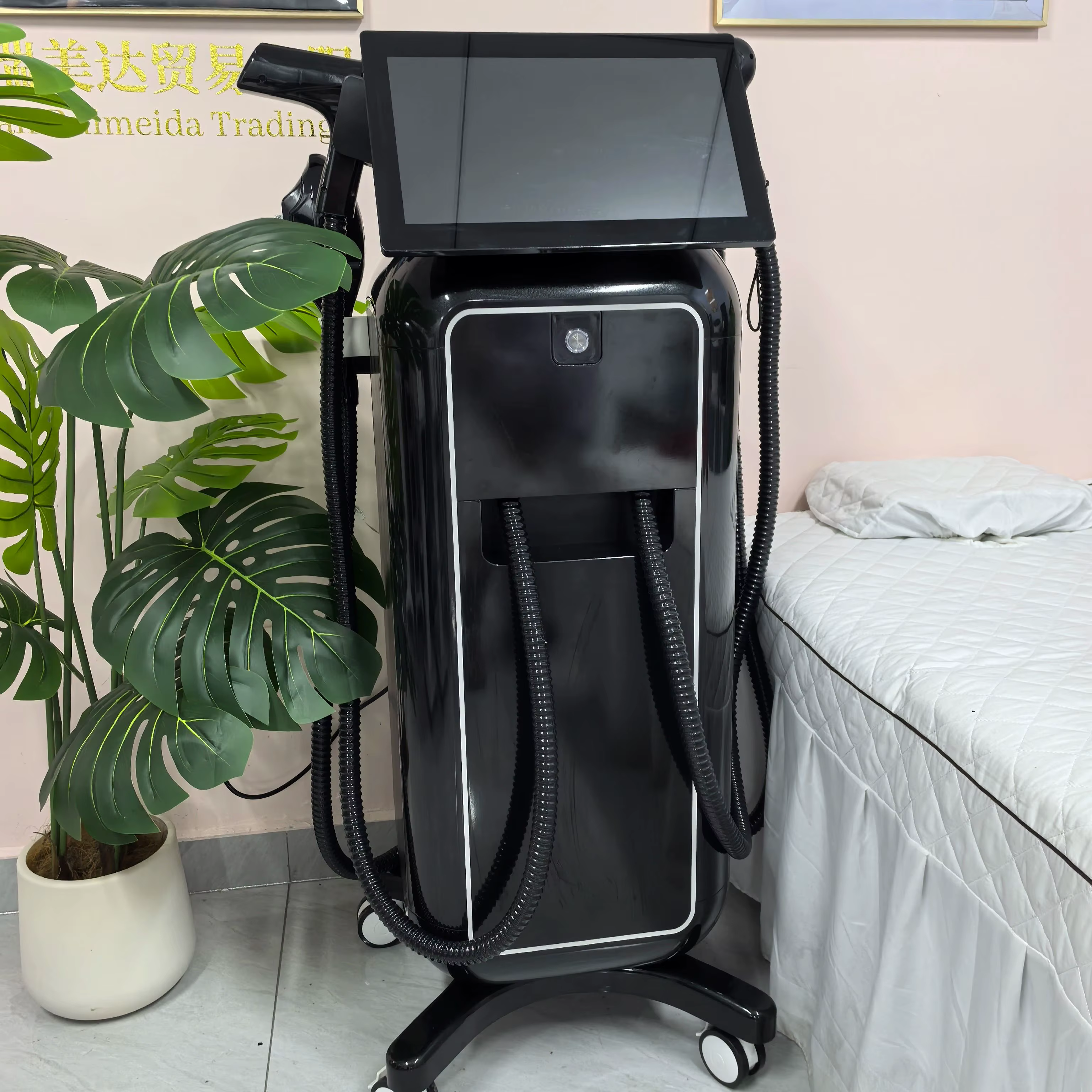 Appareil professionnel 4-en-1 à diode laser 4 longueurs d'onde 5000W 10 barres