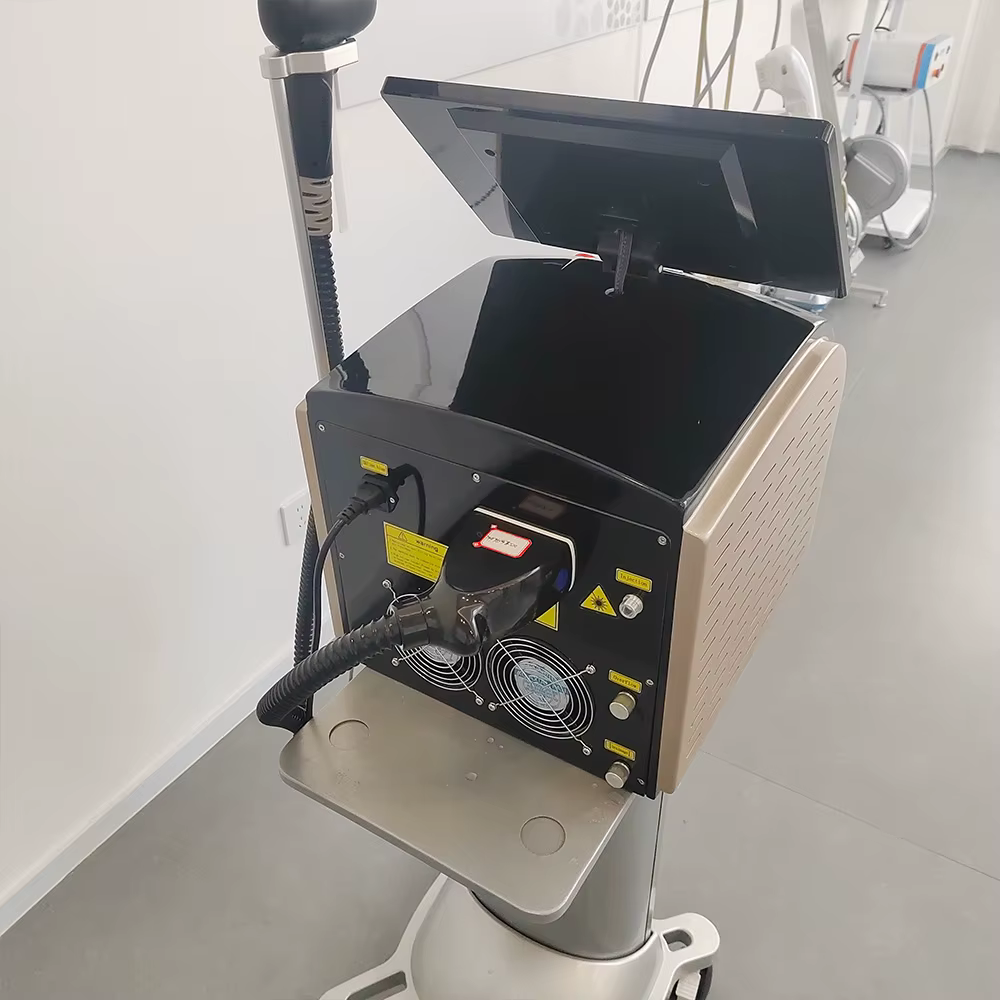 Machine professionnelle d'épilation au laser à diode Alexandrite avec refroidissement par glace