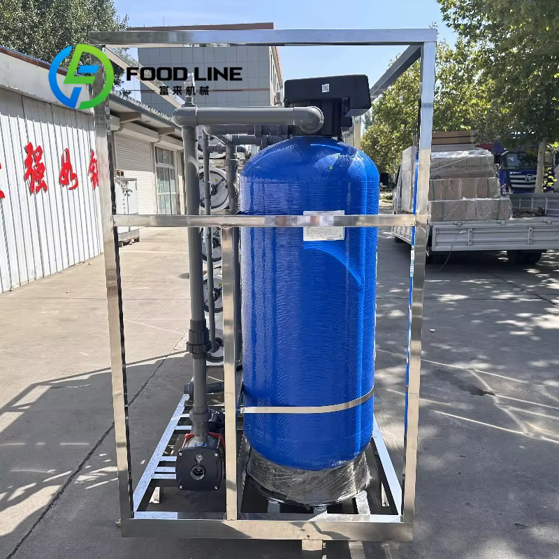 Système de traitement d'eau par osmose inverse industrielle, fonctionnement continu 24h/24, adapté à la production en ligne sans interruption.