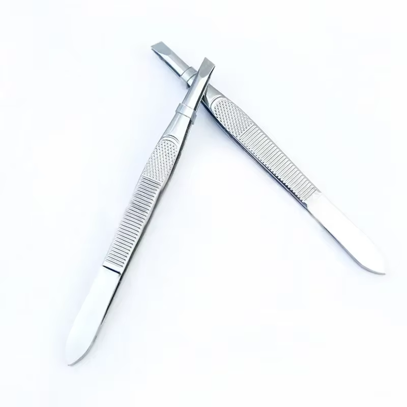 Pincettes professionnelles pour épilation des sourcils