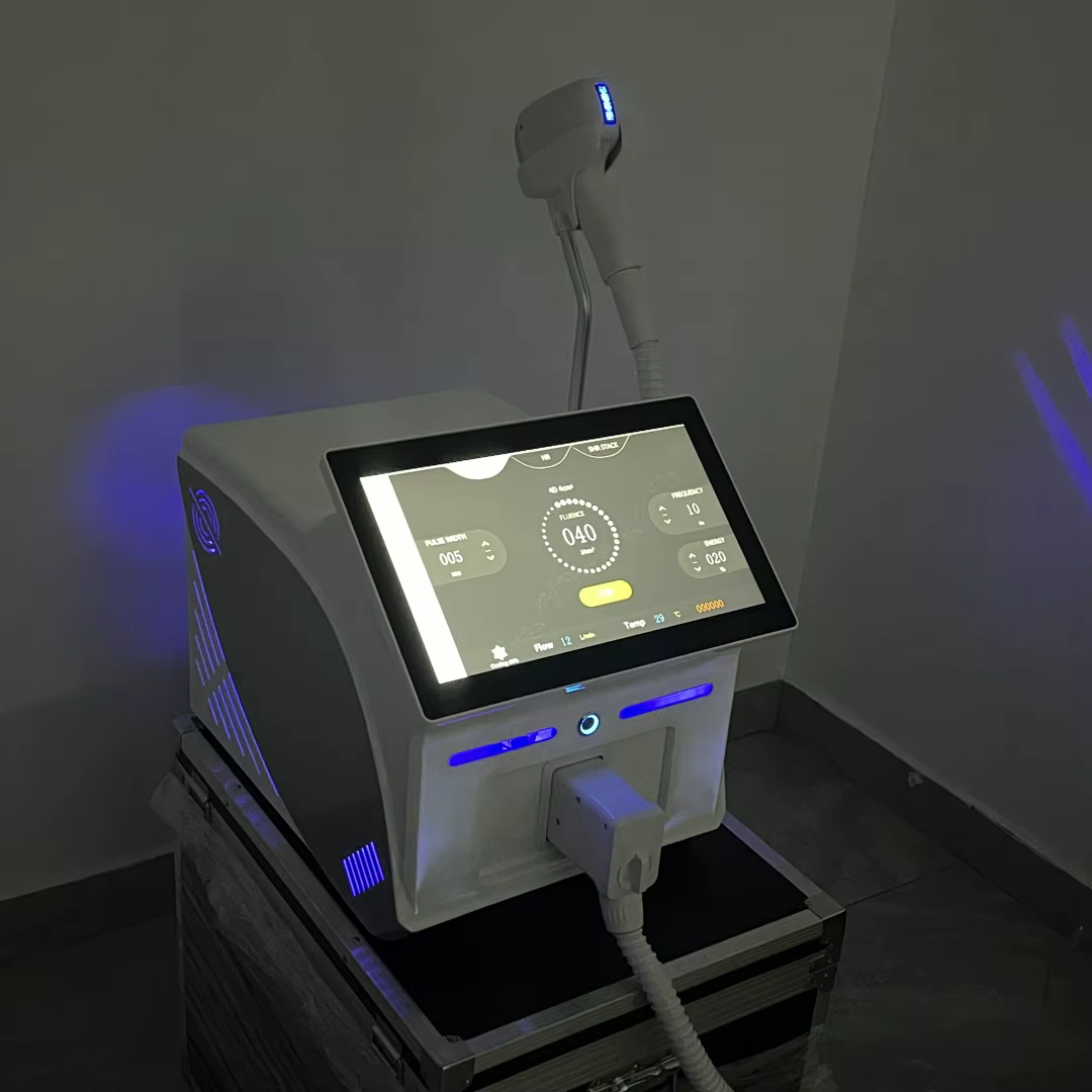 Épilation professionnelle portative de laser de diode Soprano 4 vagues 755 940 1064 808nm certificat CE dispositif d'alésandrite Permanent