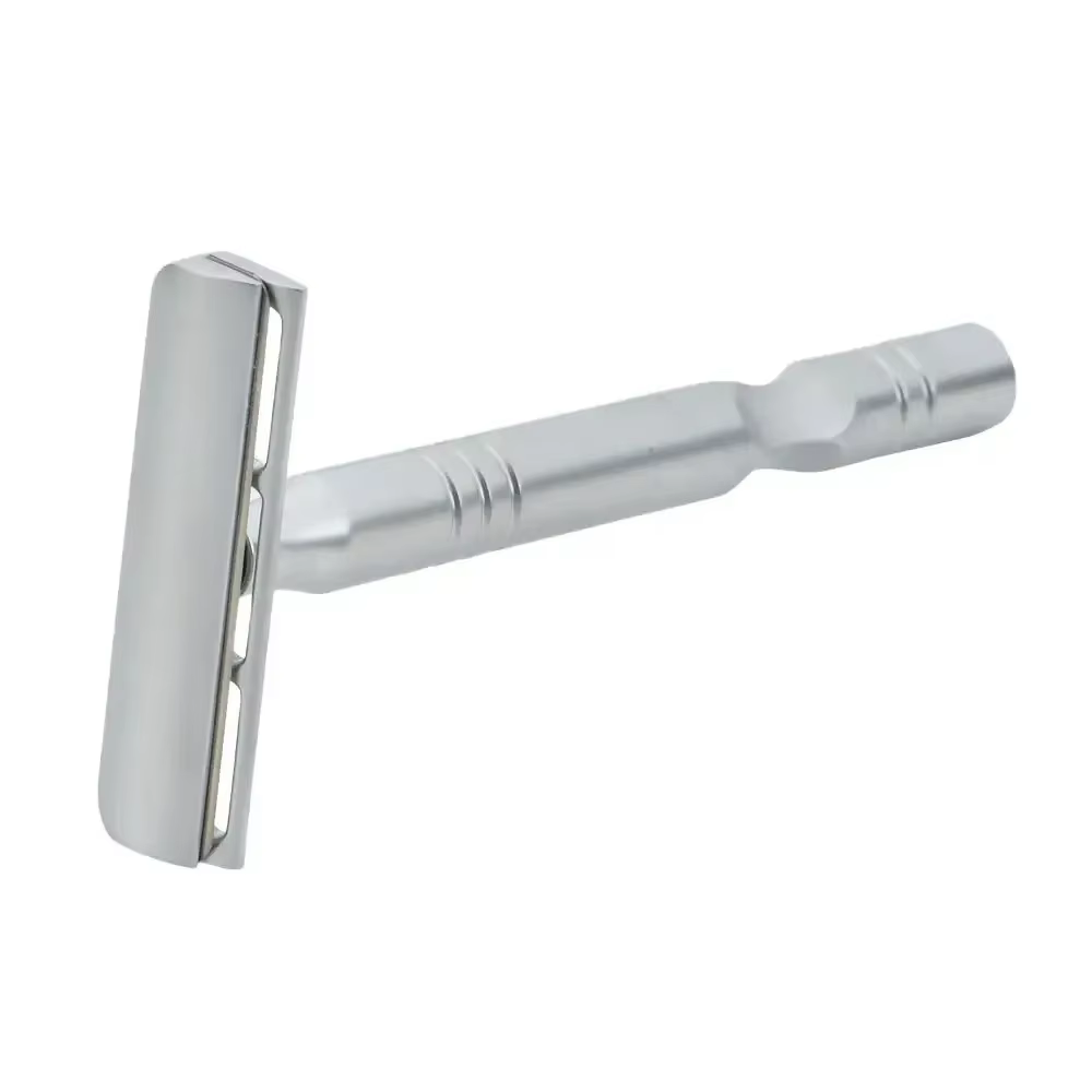 Rasoir YAQI couleur Chrome mat lame AC Excalibur