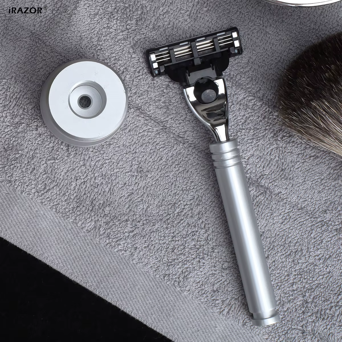 IRAZOR Classic Mach 3 Kit de rasoir 3 couches avec support-barbier