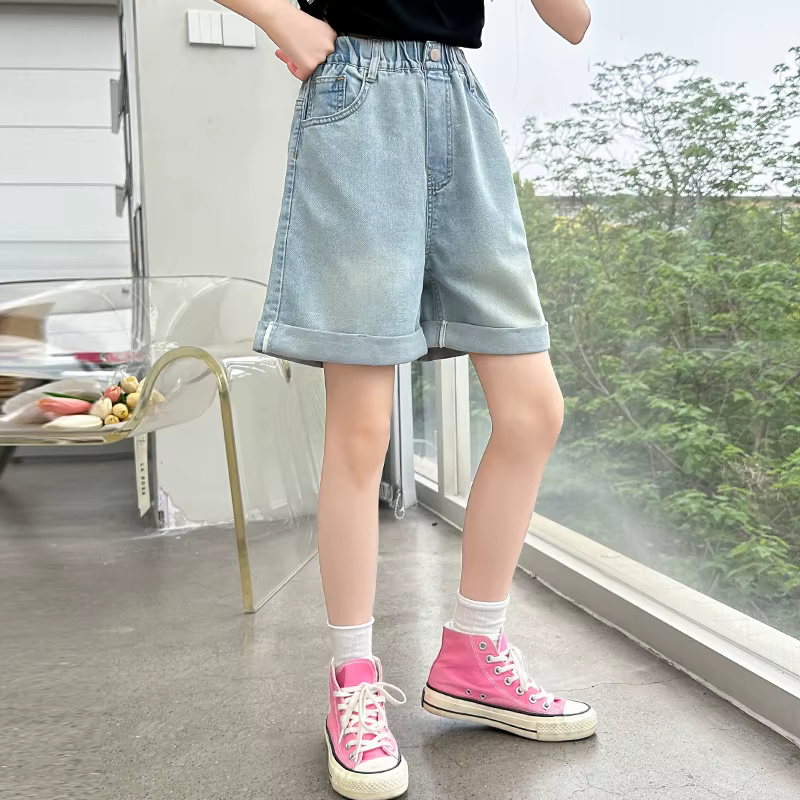 Short en jean délavé pour adolescentes, avec broderie de cœur, demi-mini jean pour enfants de 5 à 14 ans, à la mode, ample, été