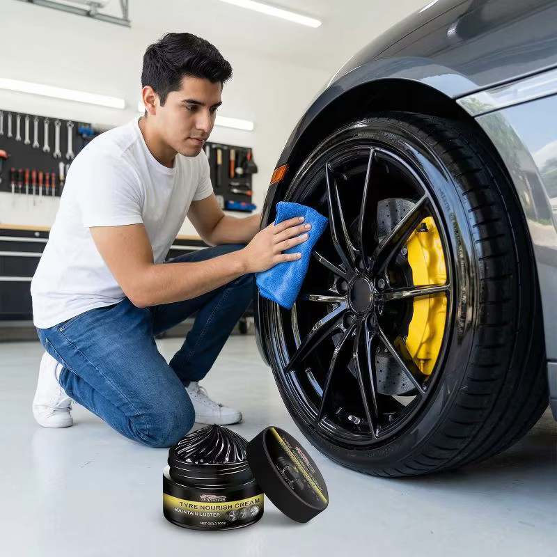 Cire pour pneus de voiture pour la rechapage, formule durable et longue durée, protection anti-âge des roues, crème éclaircissante pour le lavage et le detailing automobile