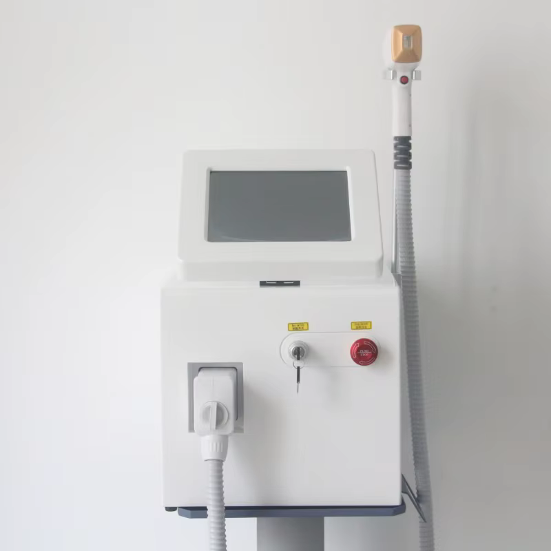 Machine d'épilation à diode 4000W haute puissance 755nm 808nm 1064nm