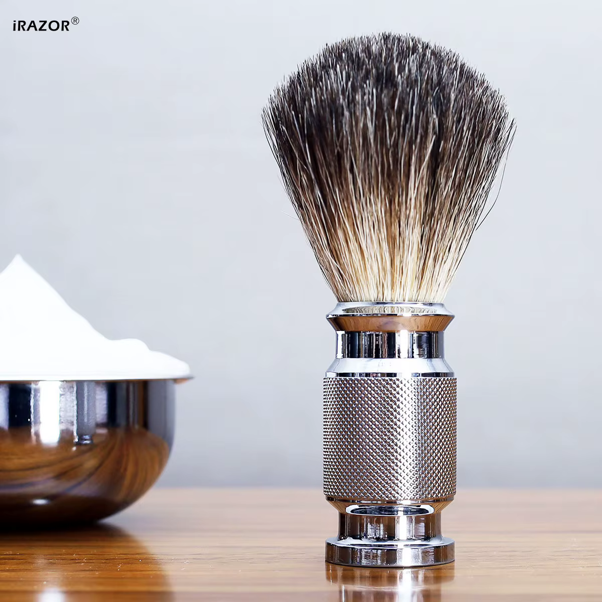 Brosse de rasage classique avec poignée antidérapante
