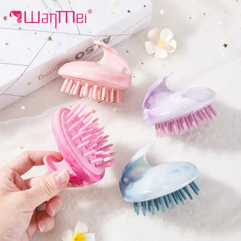 Brosse de massage du cuir chevelu en silicone à motif marbré
