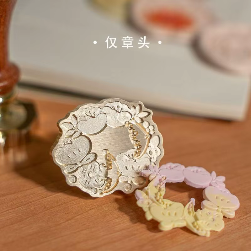 Plante en métal avec sceau d'avertissement, tête de fer à cheval et lys, sceau de fleur de mariage, décoration d'invitation de mariage bricolage