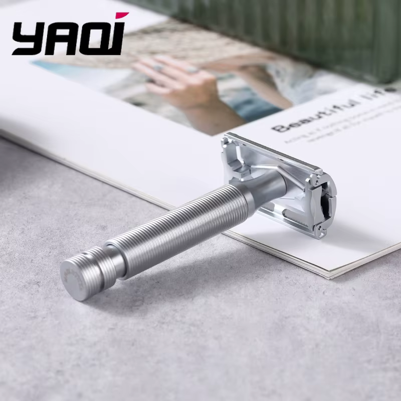 Vente Flash 2026 ! Rasoir de sécurité YAQI Monarch couleur chrome mat - Hypoallergénique