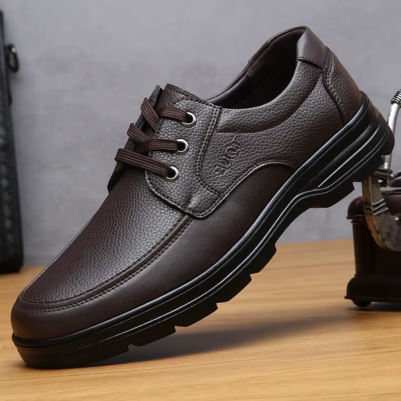 Chaussures en cuir pour hommes grande taille, à semelle épaisse, à lacets, décontractées, confortables, avec semelle en caoutchouc, bout rond, coupe basse, tendance
