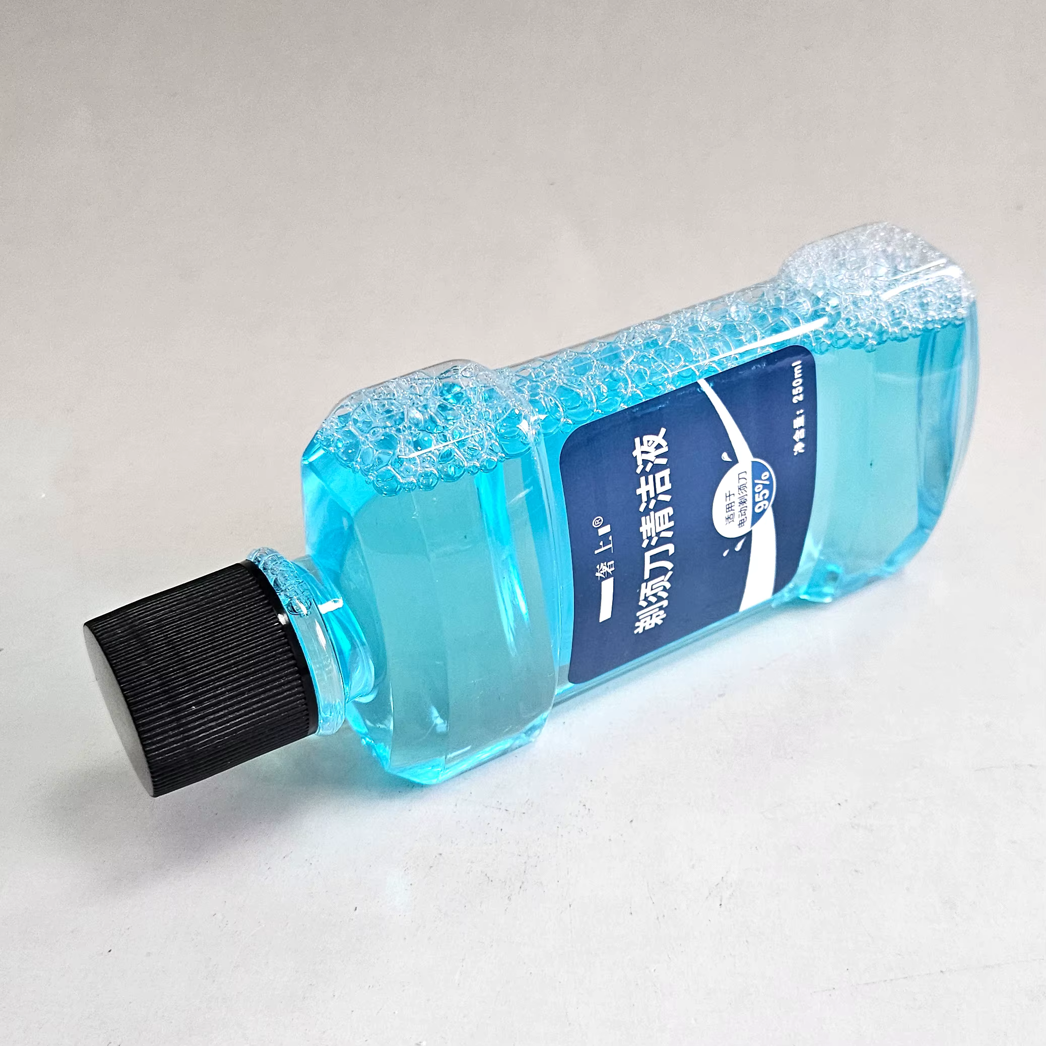 Cartouches de recharge Clean & Renew de 250 ml pour rasoirs Kemei/VGR, compatibles avec tous les rasoirs électriques Philips/Braun et autres marques.