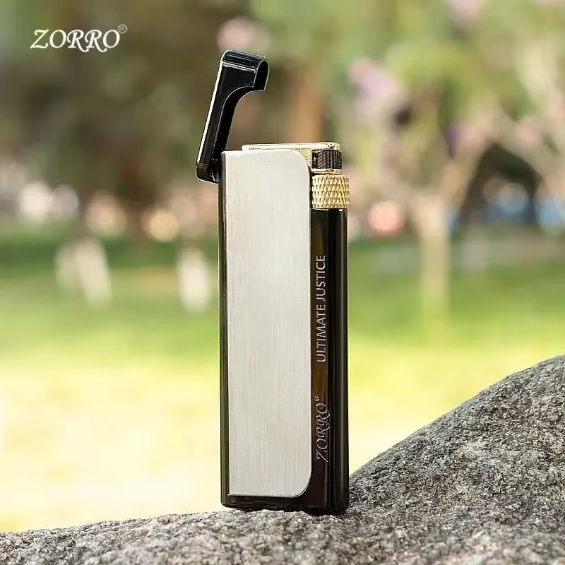 Zorro 688 métal alliage de Zinc Ultra-mince meulage fin côté Skateboard pur cuivre Butane briquet à gaz accessoires pour fumer Gadget