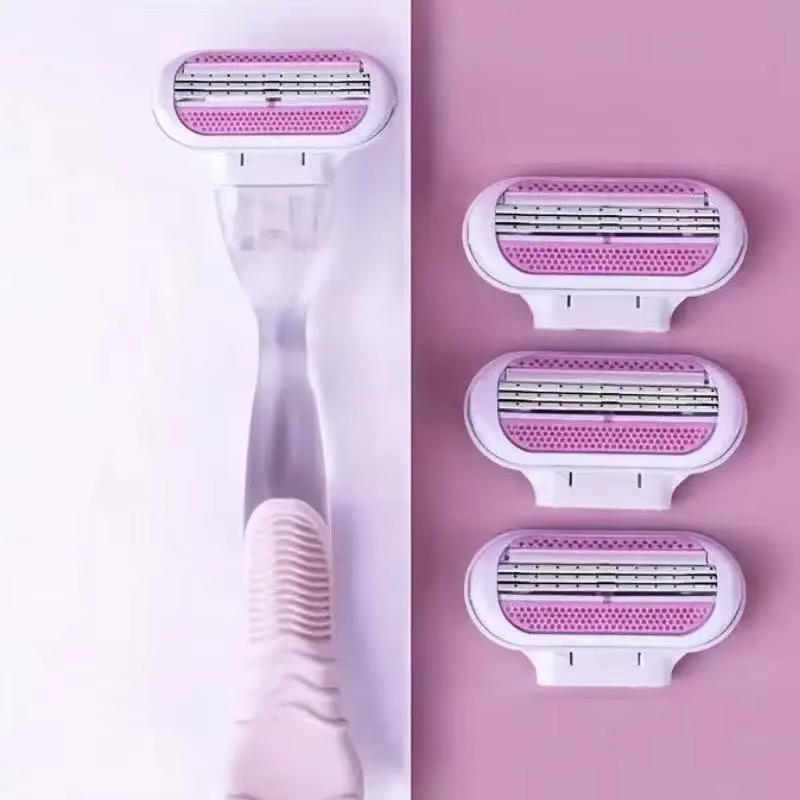 Rasoir de sécurité pour femmes avec 1 manche + 4/8 lames