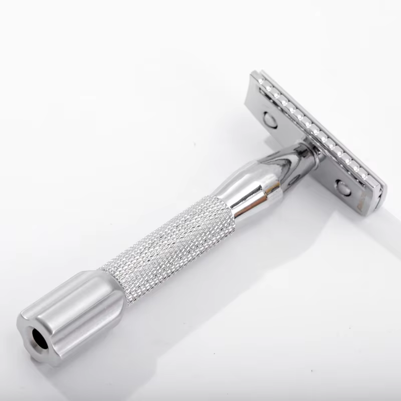 Nouveauté 2026 ! Rasoir de sécurité YAQI Razzo Rocket avec manche en aluminium chromé - Lame de 1