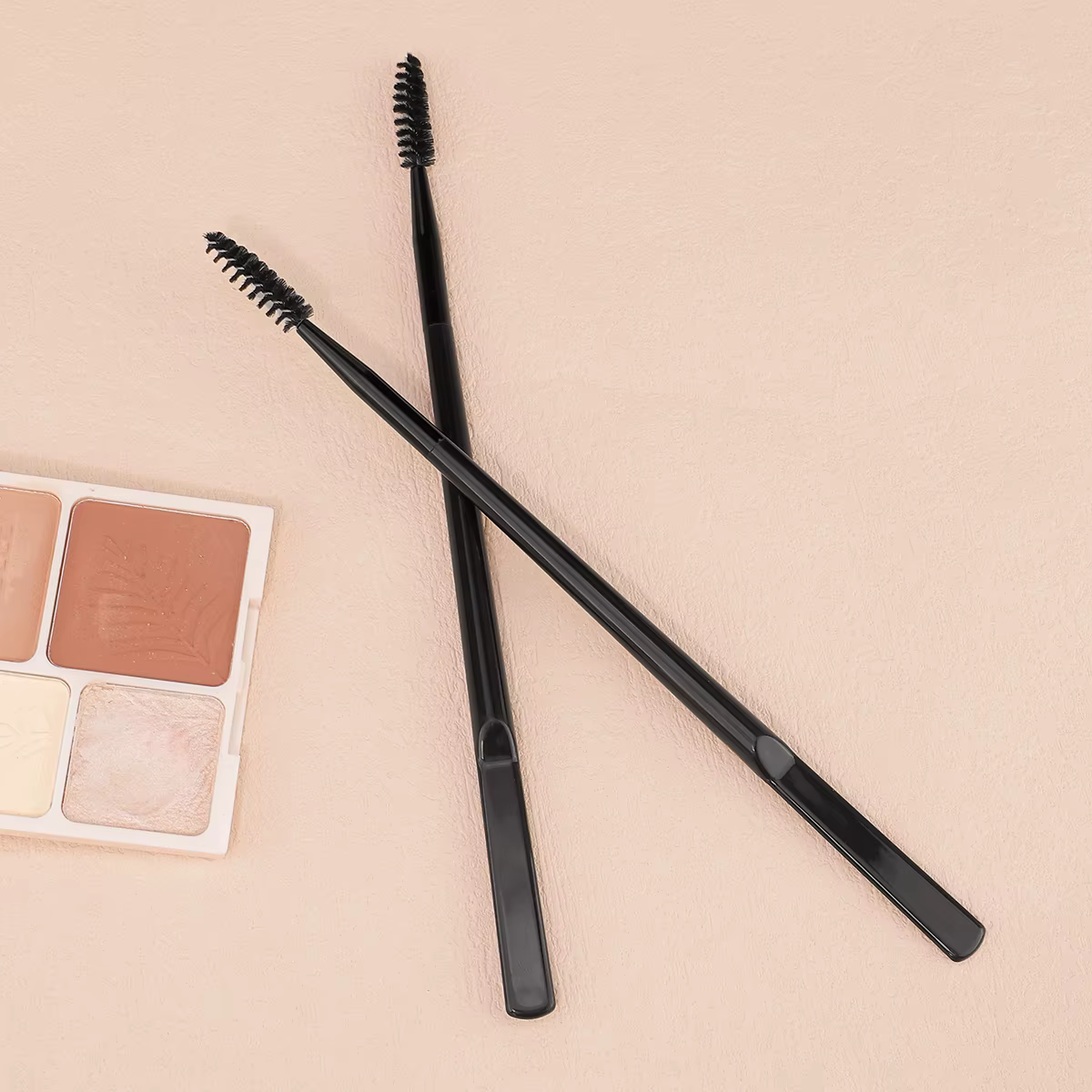 Applicateur de lifting des sourcils
